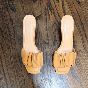 Loeflur randolph Tan Slide Sandals